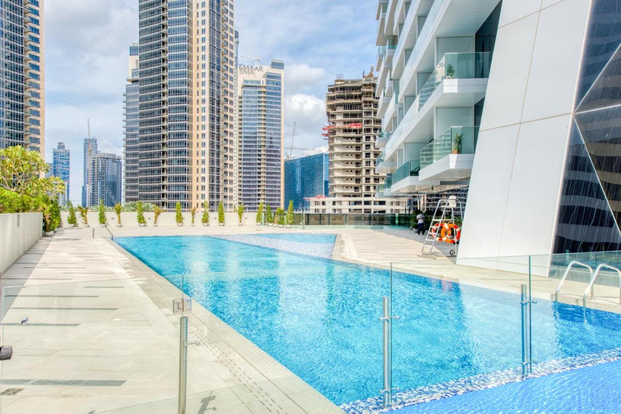 Maison Privee - Luxury, Spacious, Modern Near Burj Khalifa And Dubai Canal 외부 사진