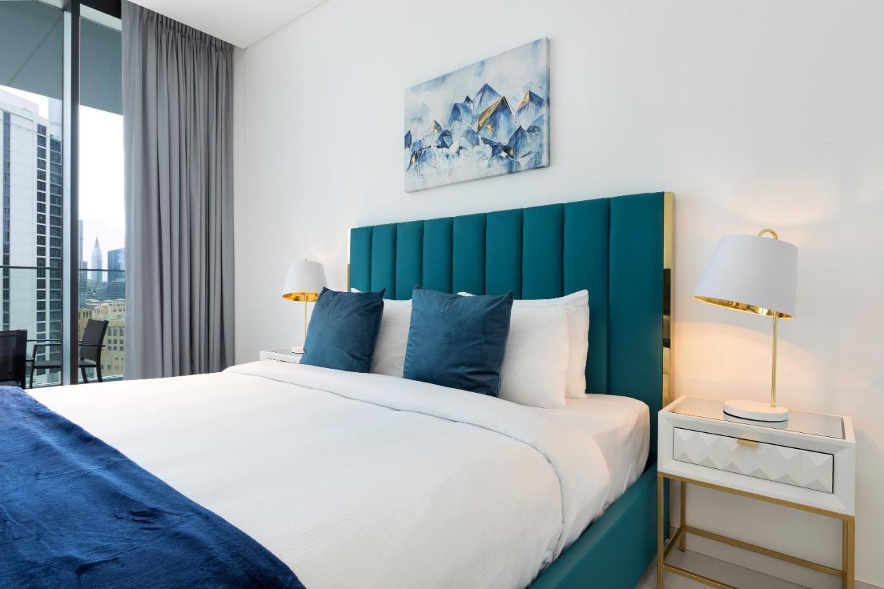 Maison Privee - Luxury, Spacious, Modern Near Burj Khalifa And Dubai Canal 외부 사진
