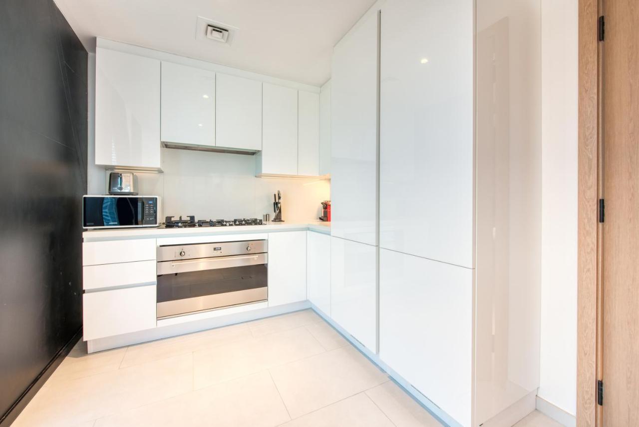 Maison Privee - Luxury, Spacious, Modern Near Burj Khalifa And Dubai Canal 외부 사진