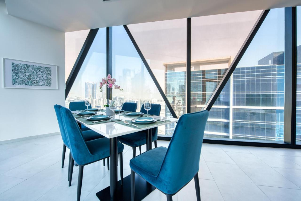 Maison Privee - Luxury, Spacious, Modern Near Burj Khalifa And Dubai Canal 외부 사진