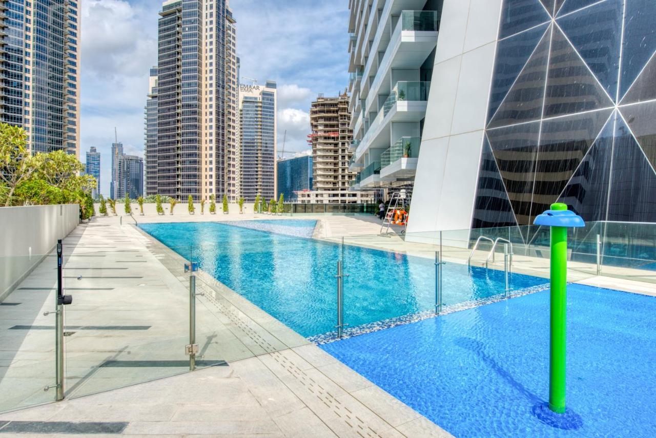 Maison Privee - Luxury, Spacious, Modern Near Burj Khalifa And Dubai Canal 외부 사진