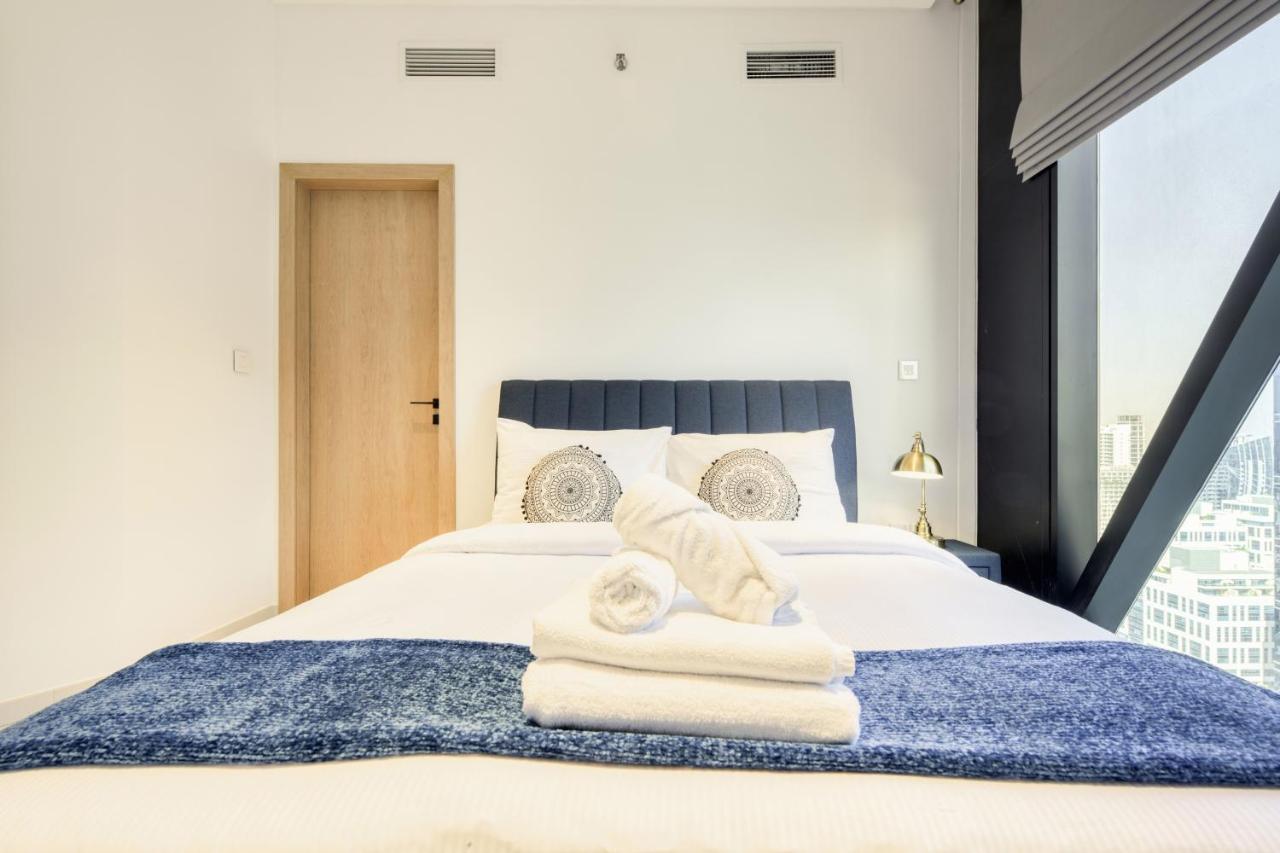 Maison Privee - Luxury, Spacious, Modern Near Burj Khalifa And Dubai Canal 외부 사진