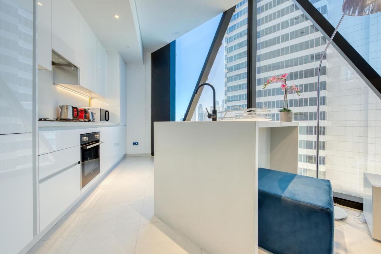 Maison Privee - Luxury, Spacious, Modern Near Burj Khalifa And Dubai Canal 외부 사진
