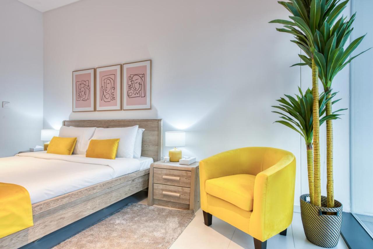 Maison Privee - Luxury, Spacious, Modern Near Burj Khalifa And Dubai Canal 외부 사진