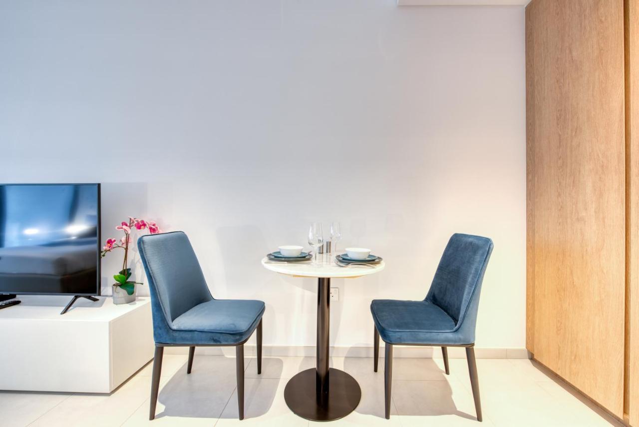 Maison Privee - Luxury, Spacious, Modern Near Burj Khalifa And Dubai Canal 외부 사진